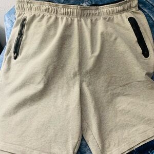 Rebook Men’s 2x Shorts